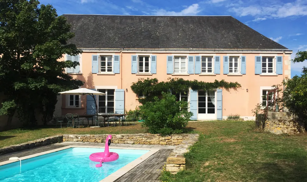 Le Manoir, son jardin et sa piscine