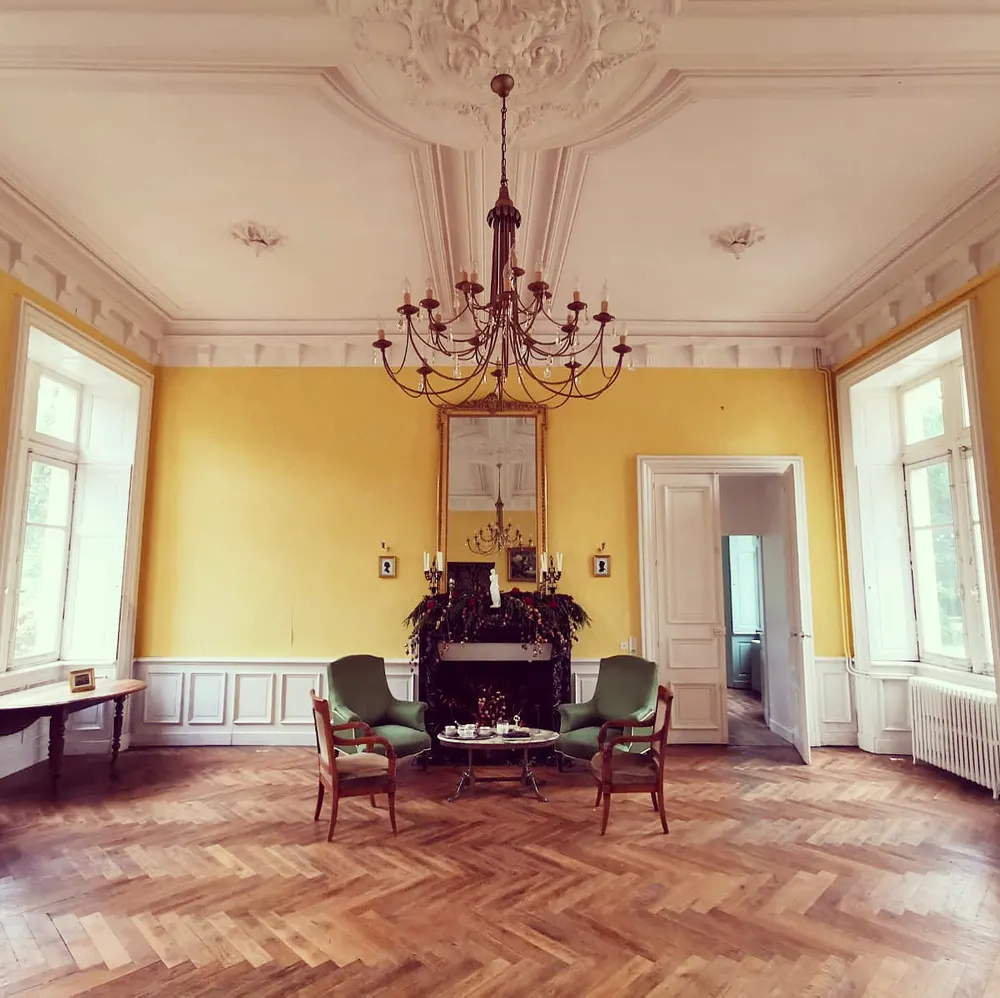 Le Salon Jaune dressé pour un dîner